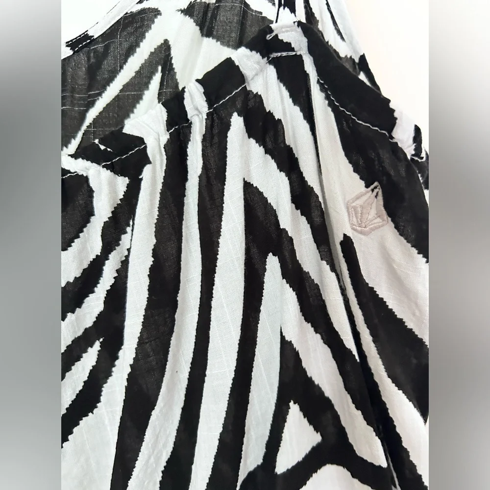 Volcom Tank Top - Picture 3 of 4